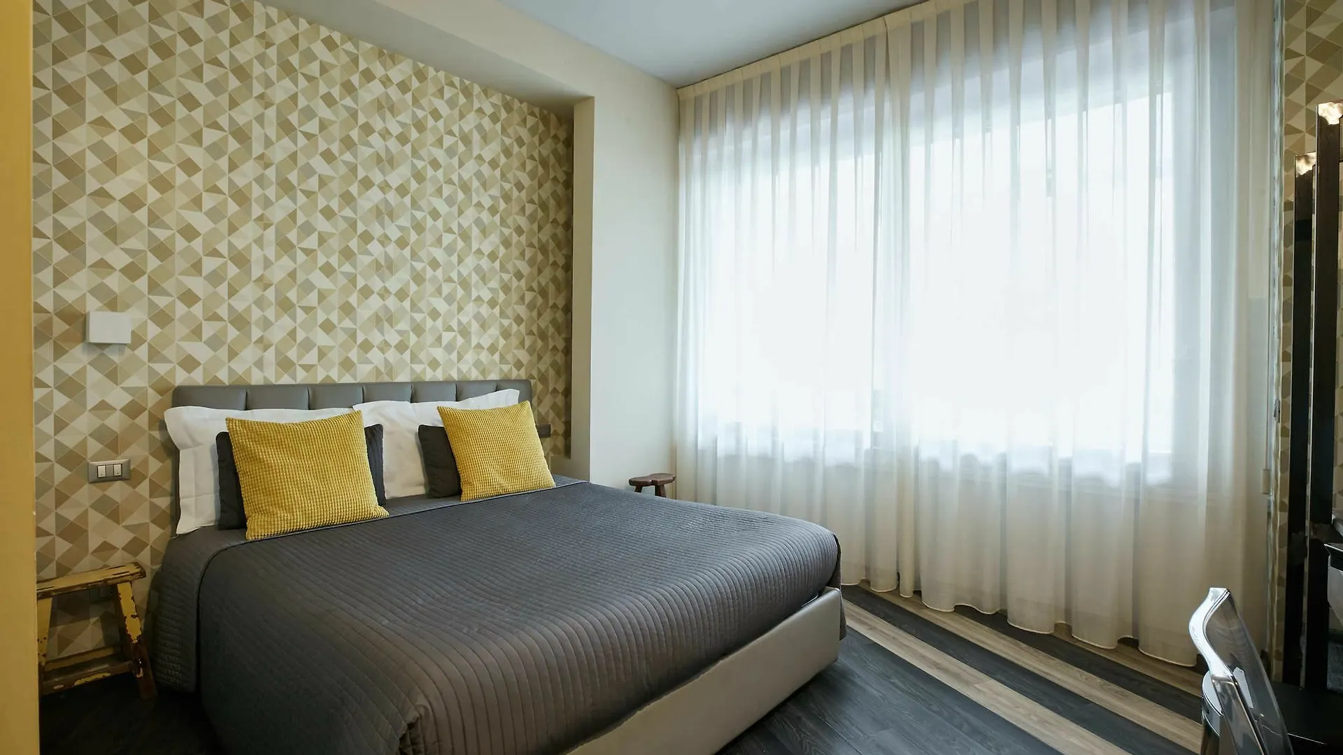 15 Quindici By Serendipity Rooms Milan 2*,  Italy