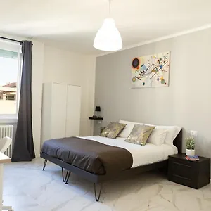 Pensión Santa Marta